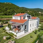 Luxury Nadalina-dicmo * Dugopolje