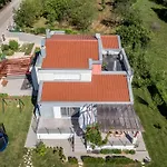 Luxury Nadalina-dicmo