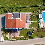 Luxury Nadalina-dicmo Dugopolje