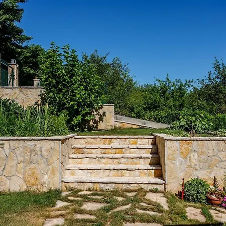 Luxury Nadalina-dicmo Willa *