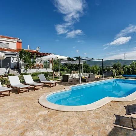 Luxury Nadalina-dicmo * Dugopolje