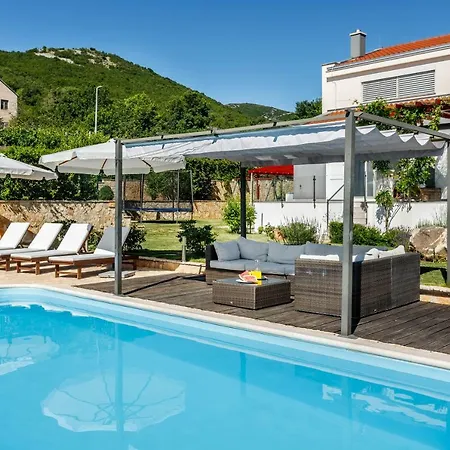 Βίλα Luxury Nadalina-dicmo Dugopolje
