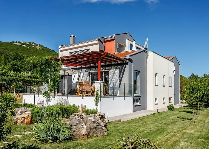Luxury Nadalina-dicmo Villa