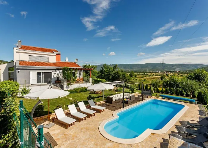 Luxury Nadalina-dicmo * Dugopolje
