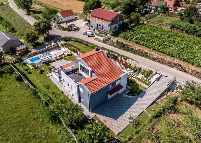 Luxury Nadalina-dicmo Вилла Дугополье