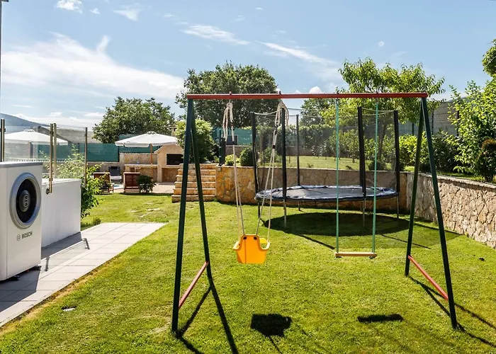 Luxury Nadalina-dicmo