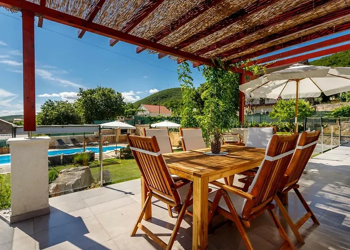 Luxury Nadalina-dicmo * Дугополье